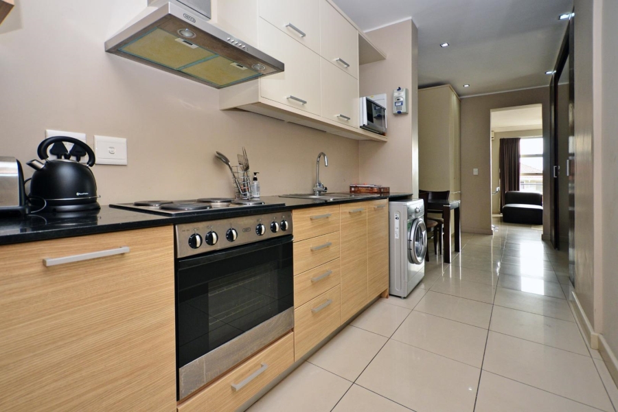 To Let 2 Bedroom Property for Rent in Sea Point Western Cape
